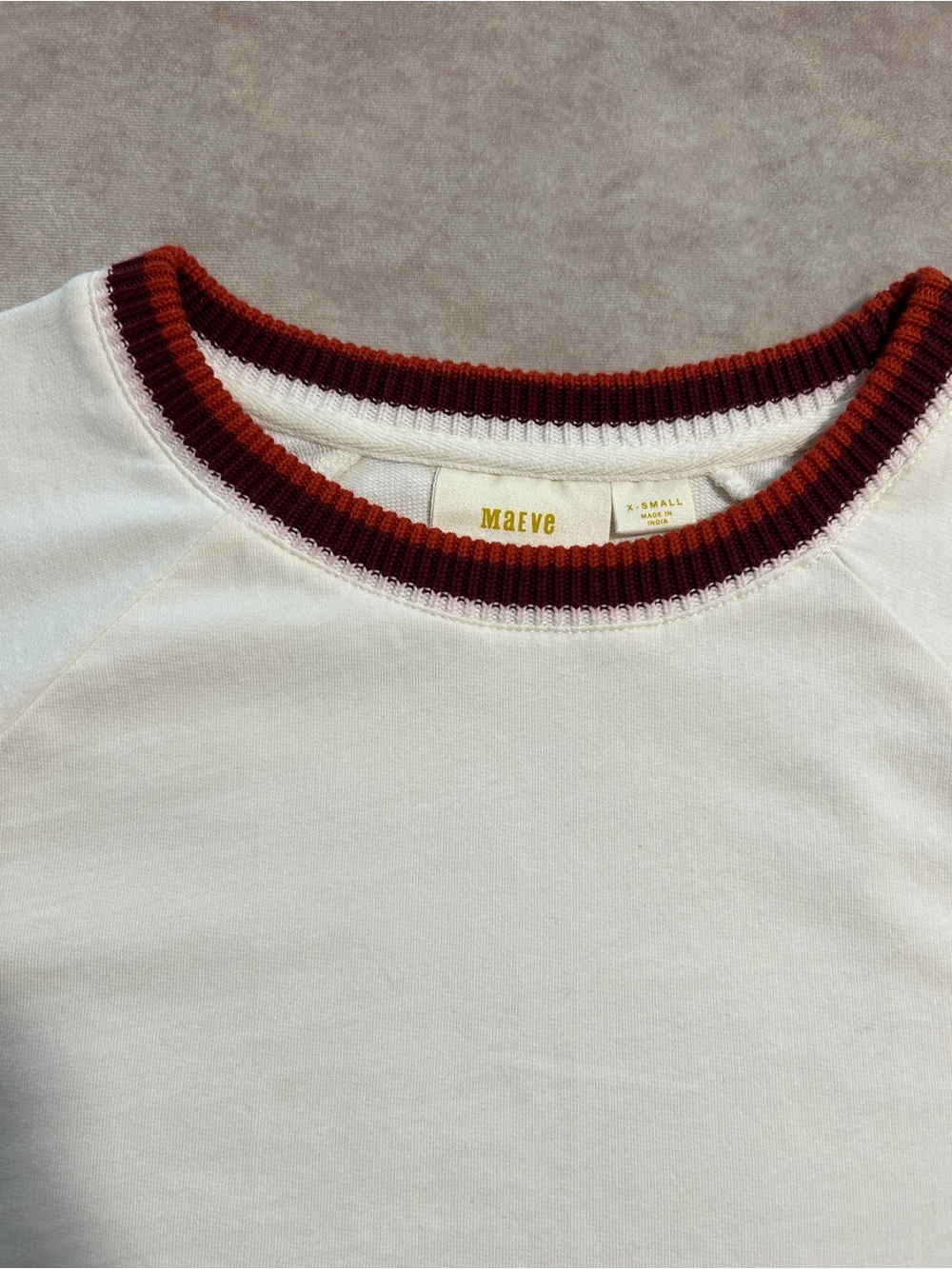 Maeve Anthropologie White Floral Short Sleeve Top Red Burgundy Trim 100% Cotton - Picture 3 of 6